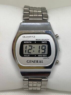 General classic digital lcd watch silver tone 33mm quartz adjustable running